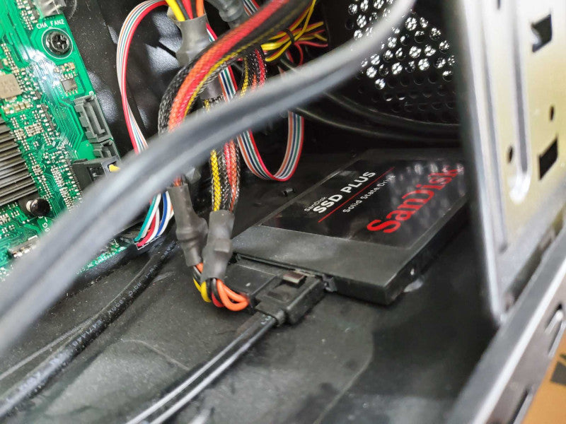 Custom ASUS Core i3-7100 @3.9GHz 8GB RAM 240G SSD  )