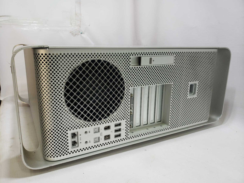 Apple Mac Pro 2xDual-Core Xeon@2.66GHz 5GB ECC DDR2 GeForce 7300GT [