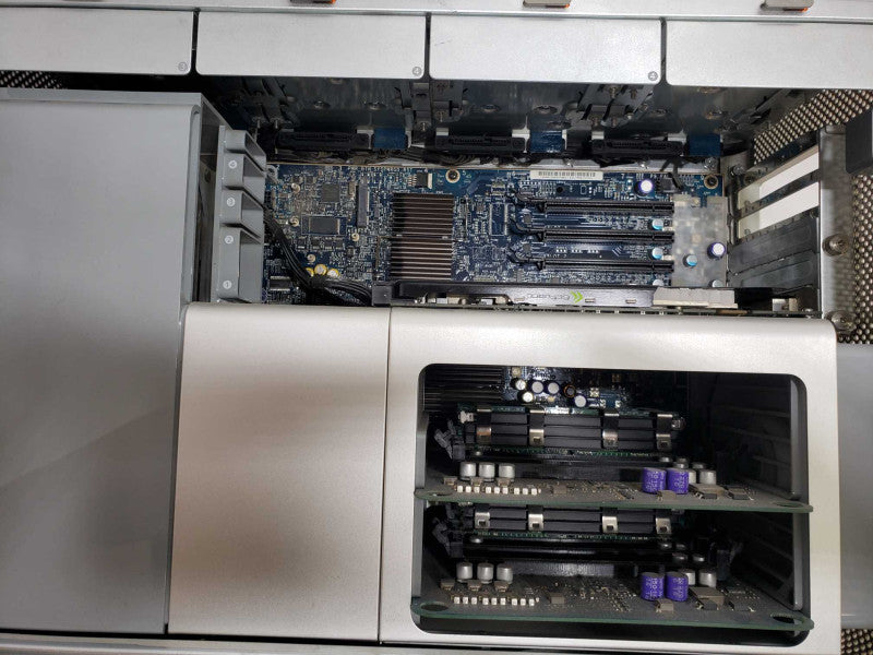 Apple Mac Pro 2x Dual-Core@2.66GHz 4GB ECC DDR2 GeForce 8800GT [