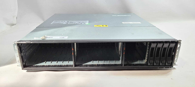 IBM 1746-C4A 69Y0259 Dual Controller Storage System 24x2.5\\" HDD Bays $