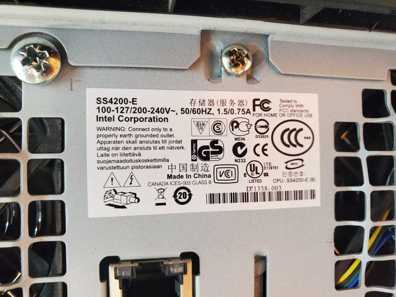 Intel SS4200-E NAS 4x 3.5\\" No HDD (