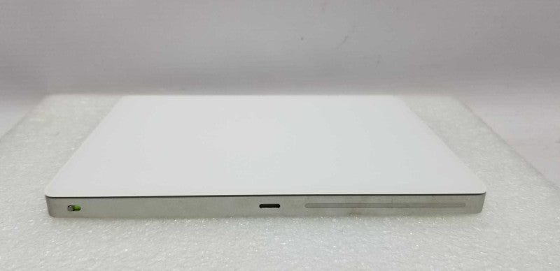 MAGIC TRACKPAD 2 SILVER/WHITE WIRELESS TOUCHPAD - Apple A1535=