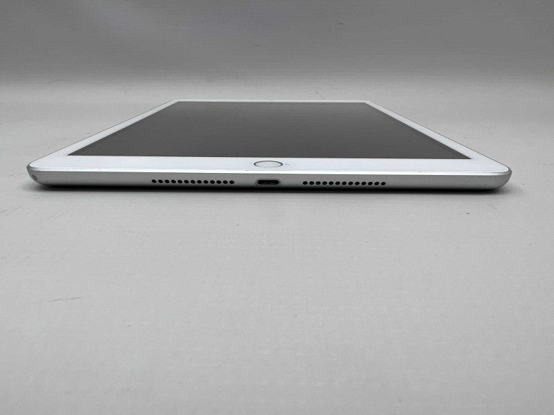 iPad (7th Generation 32GB Wi-Fi Silver  -