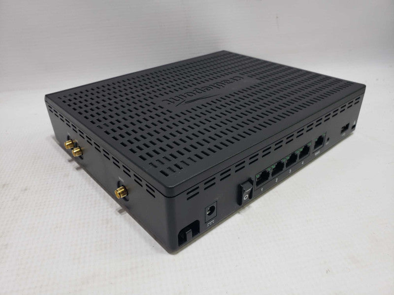Cradlepoint AER1600LP4 Wireless Router [