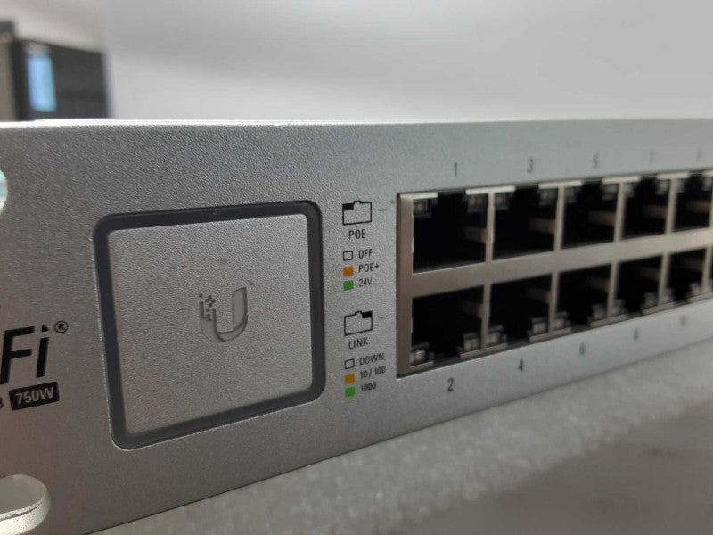 UniFi US-48-750W 48-Port Gig POE Switch with Rackmount Ears, AS-IS, Read _