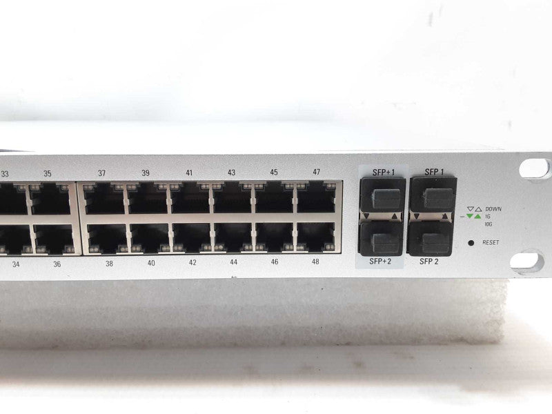 UniFi US-48-750W 48-Port Gig POE Switch with Rackmount Ears, AS-IS, Read _