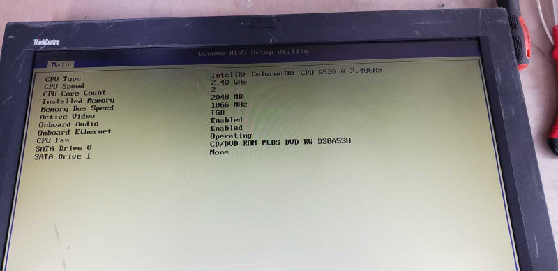 Lenovo Thinkcentrer M71z AiO / Pentium G530 @ 2.40ghz / 2gb ram #