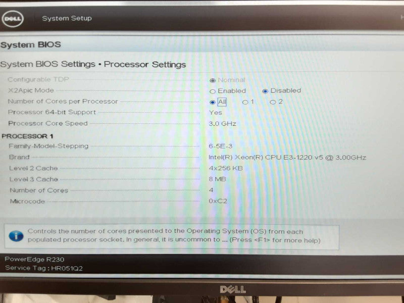 Dell powerEdge R230, Xeon E3-1220v5 3.0GHz, 0GB DDR4, No RAID, 3.5\\" _