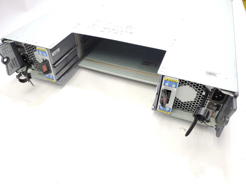 Xyratex HB-1235 Compellent SAS Storage Array 12x 3.5\\" No Controllers )