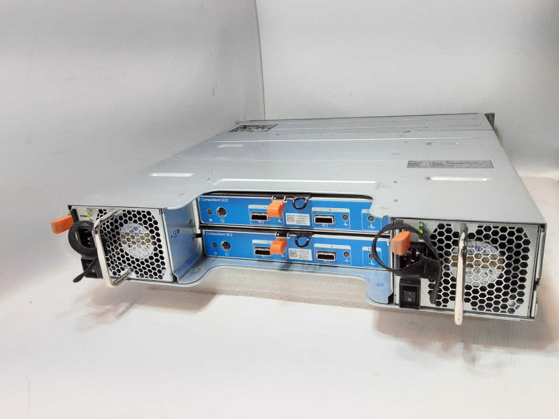 Dell Compellent SC220 24x 2.5\\" Bays Storage array, 2x PSU, 2x Compellent SC2 _