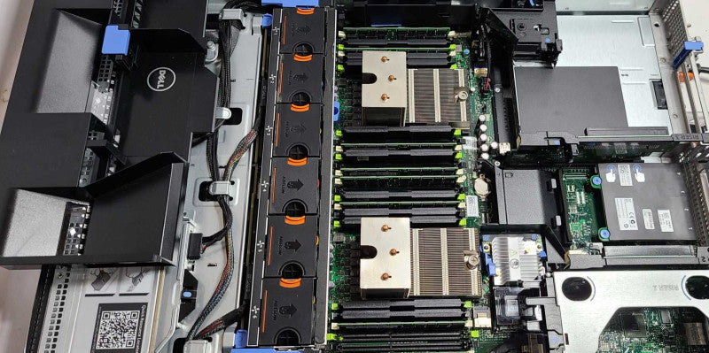 Dell PowerEdge R720 2x Xeon E5-2620 v2 2.1GHz 128GB RAM PERC H710 Mini 8x 3.5\\" Bays$