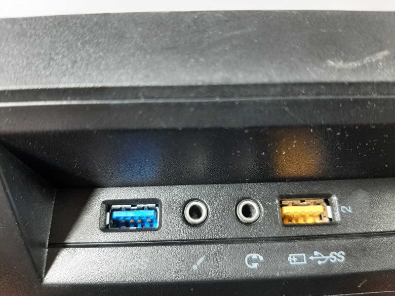 Lenovo ThinkCentre m93z 23\\" i3-4130 3.4GHz DC/8GB RAM, 500GB HDD ~
