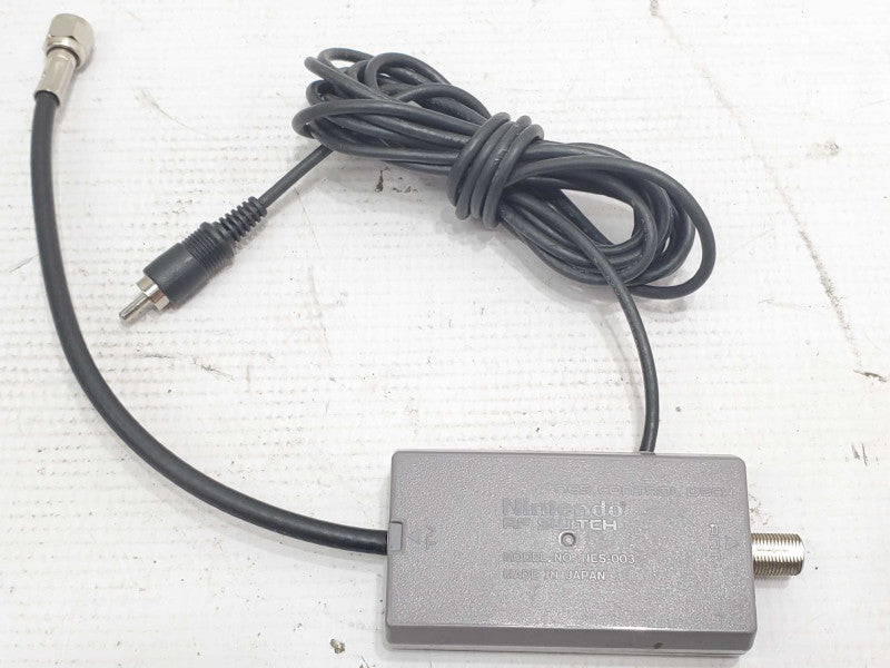 Nintendo NES R/F Cable |