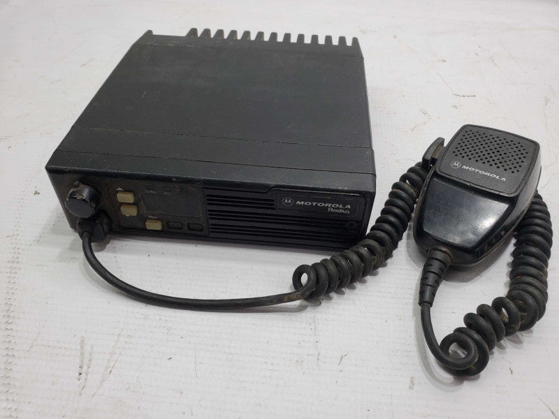 Motorola Radius 2 Way Radio VHF  ACD33LRA77A5BK w/Mic |