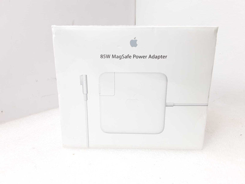 Apple A1343 MC556LL/B 85W MagSafe power Adapter for MacBook Pro _