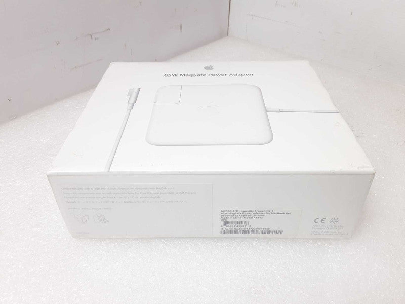 Apple A1343 MC556LL/B 85W MagSafe power Adapter for MacBook Pro _