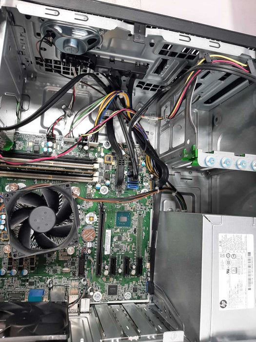 HP ProDesk 600 G2 MT i7-6700 3.40GHZ/8GB  NO HDDs ~