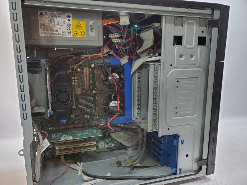 Intel Server SC5275-E 2x Xeon @ 32 GHz 4GB 4x 3.5\\" No HDD (