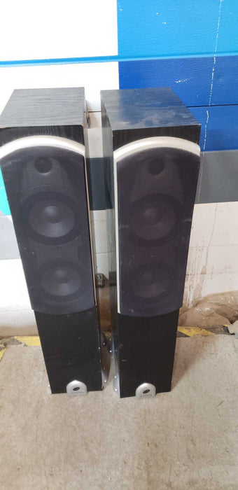 pair left/right Precision Acoustics 5XT2 Floor Speakers #
