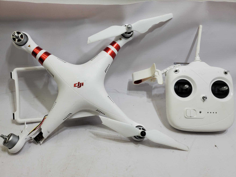 DJi W321 Phantom 3 Quadcopter Camera Drone w/Controller GL358WA for Part AS-IS )