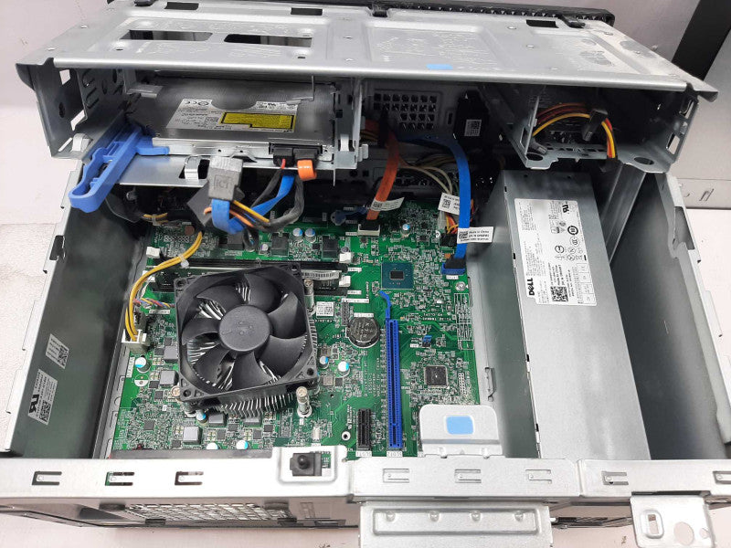 Dell Optiplex 3050 MT i3-6100 3.7GHz/4GB, NO HDDs ~