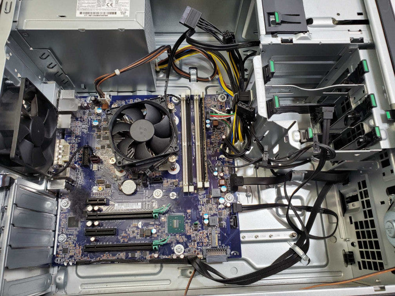 HP Z240 Tower Workstation Core i7-6700 @3.4GHz 8GB DDR4 No HDD )