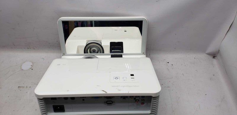 SMART LightRaise 60wi Projector / hdmi / see notes #
