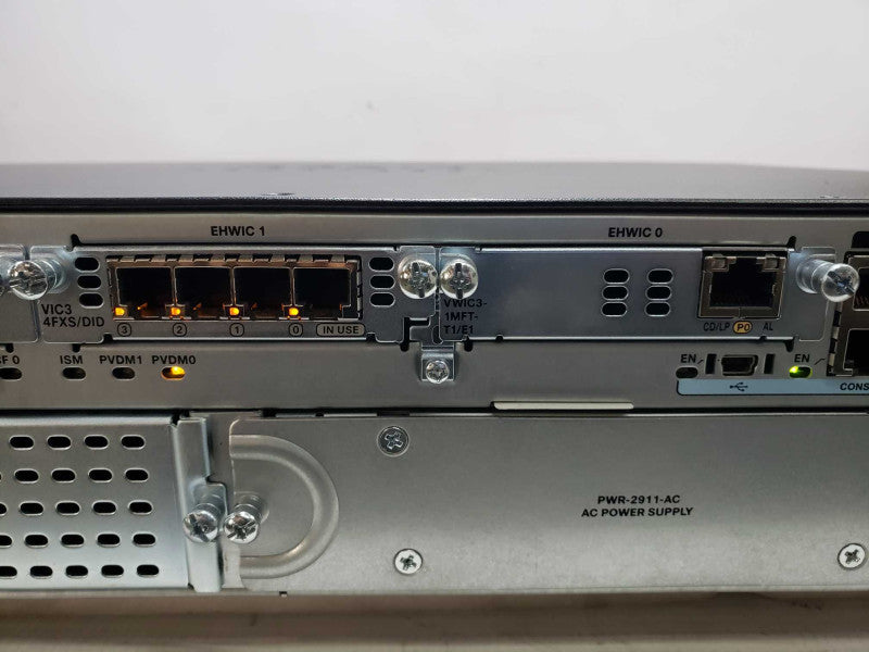 Cisco 2900 Series Integrated Services Router with VIC3-4FXS/DID VWIC3-1MFT-T1 [