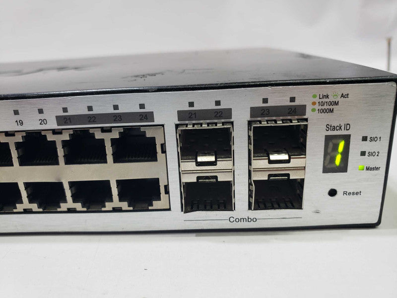 D-Link DGS-3100-24P 24-Port L2 Managed Gigabit PoE Switch READ [