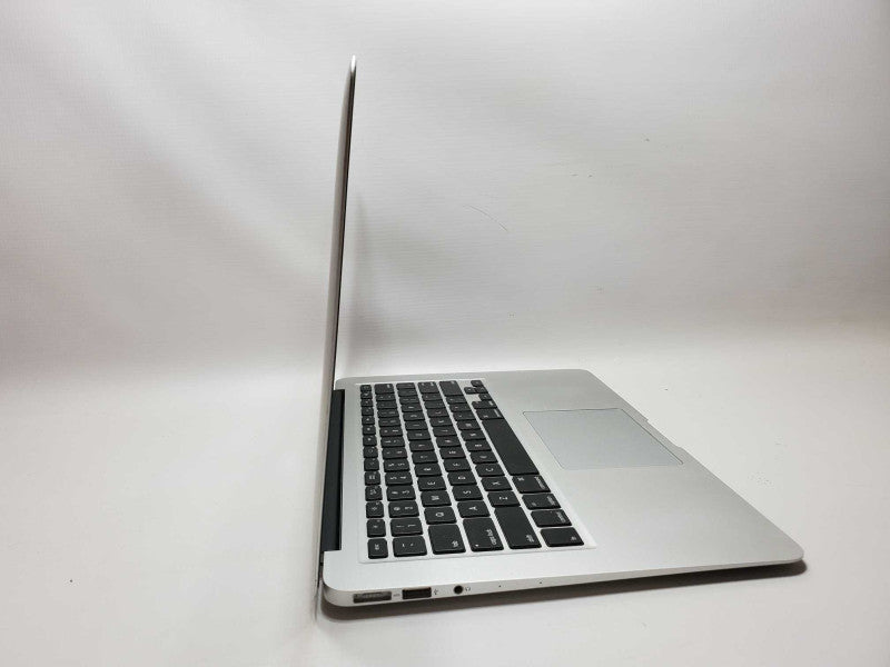 Apple MacBook Air 13\\" Early 2015 Core i5-5250U @ 1.6 GHz 8GB DDR3 250GB SSD (