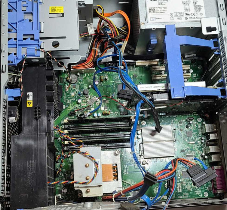 Dell T3500 Xeon W3550 3.07Ghz 12GB LSI Nvidia Quadro 2000 1GB $