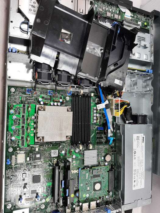 Dell PE R310 BareBones, 1x Core i3-550 3.2GHz, 4x3.5\\", NO RAM/HDDs/RAID ~