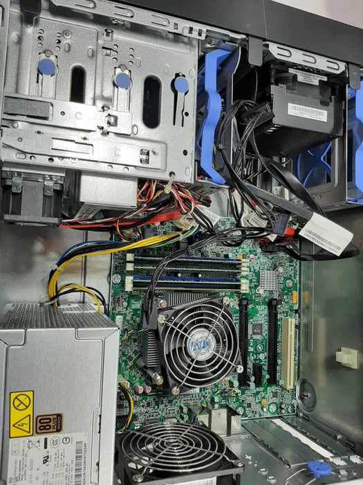 Lenovo ThinkServer TS140, Xeon E3-1226v3 3.3GHz QC/28GB RAM, No HDDs ~