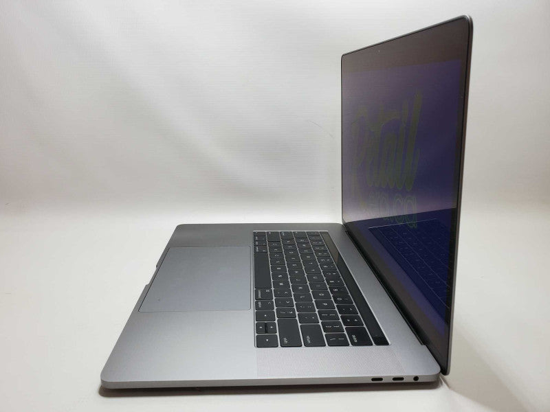 Apple Macbook Pro 2017 15\\" A1707 Core i7-7700HQ 2.8GHz 16GB 250GB SSD (