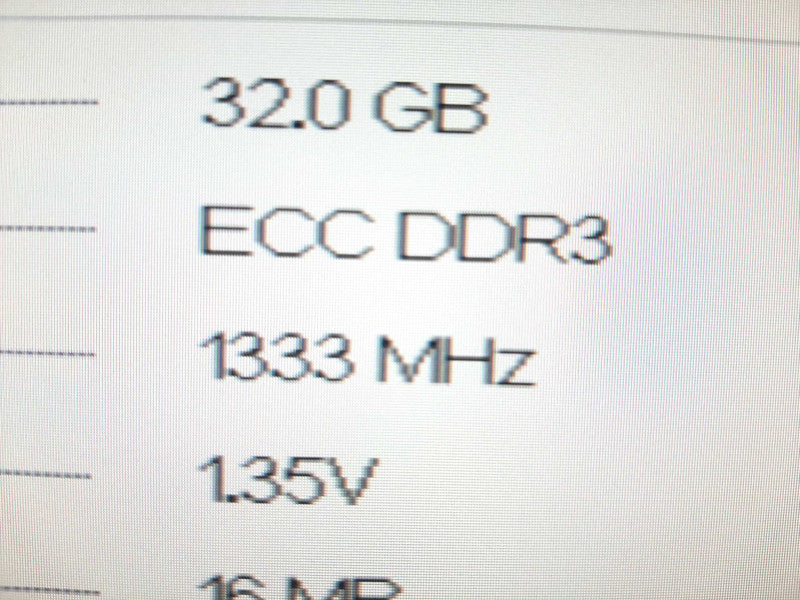 Dell PE T420, 1x Xeon E5-2420 1.9GHz 6C/32GB, 2x PSUs,3.5\\" NO RAID/HDDs ~