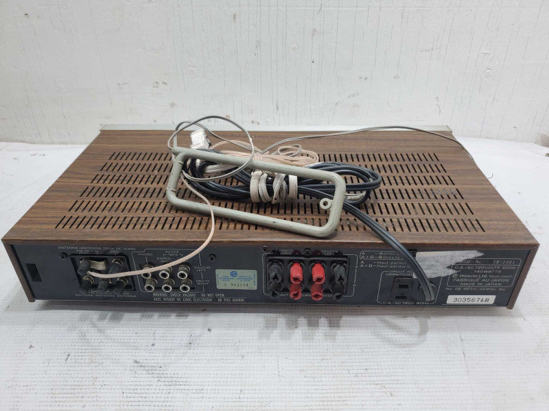 Hitachi AM/FM Receiver SR-2001 (AS-IS) |