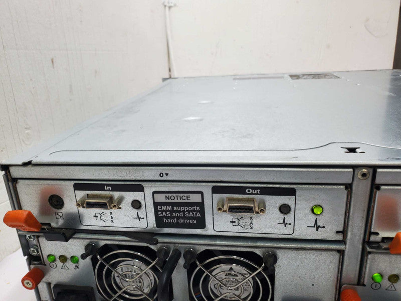 Dell AMP01 Storage Array w/ 2x Modules, 2x PSU, 15x 3.5\\" Bay |