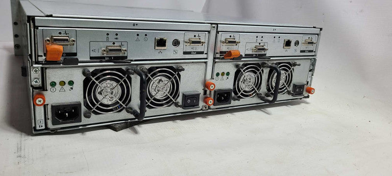 Dell PowerVault MD 3000 W/ 2x AMP01-RSIM 2x PSU 15x 3.5\\" Bays $