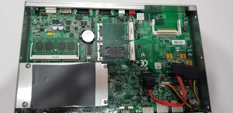 Lanner LEC-7105 Embedded Fanless Industrial Computer w/ Intel Atom 1.8Ghz IPC=