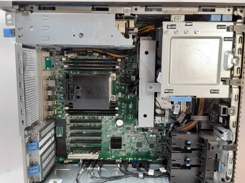 Dell Precision T5820, Xeon W-2123 3.6GHz, 0GB DDR4, 500GB HDD, No GPU _
