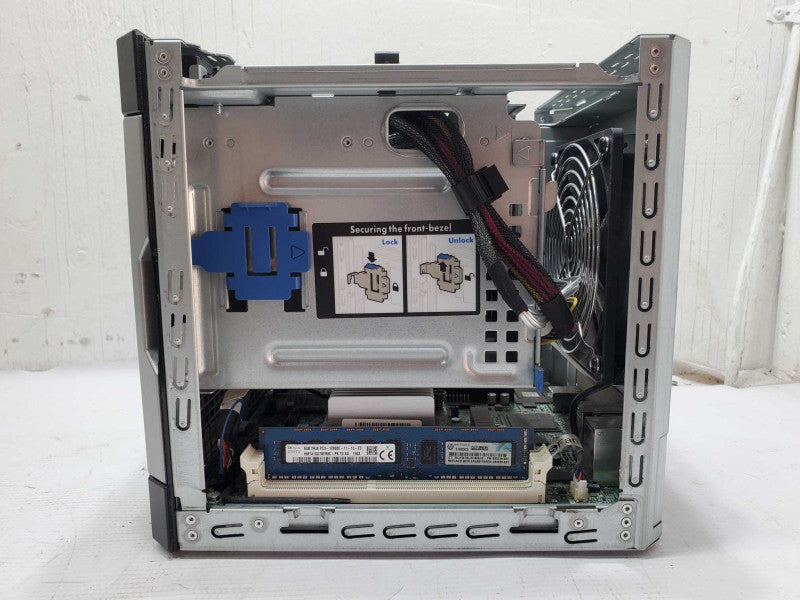 HP MicroServer Gen 8 E3-1220L V02 2.3GHz 8GB DDR3 B120i RAID Controller |