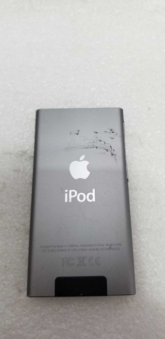 iPod Nano 7th Gen Silver =