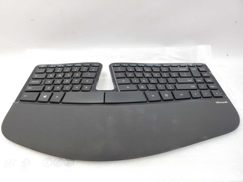 Microsoft Sculpt Ergonomic Keyboard Black / Wireless USB / Cushioned Palm Rest (