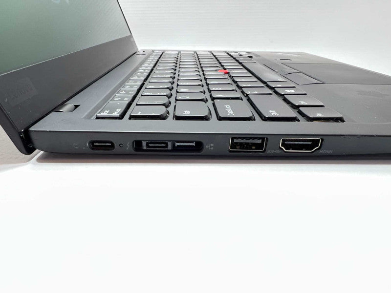 Lenovo ThinkPad X1 Carbon 6th gen with i7-8650U 16GB RAM & 256GB SSD -