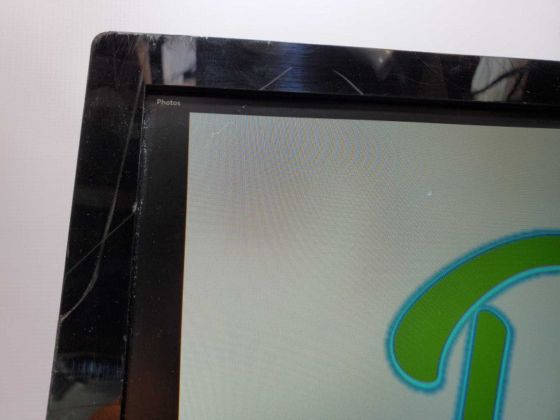 LENOVO IDEACENTRE AIO 300-23ACL 23\\" Radeon R4 2.0GHZ/4GB (