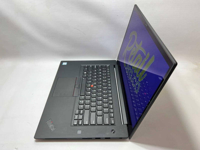15\\" 4k TouchScreen Lenovo ThinkPad X1 EXTREME with i7-8850H 32GB RAM 512GB SSD -