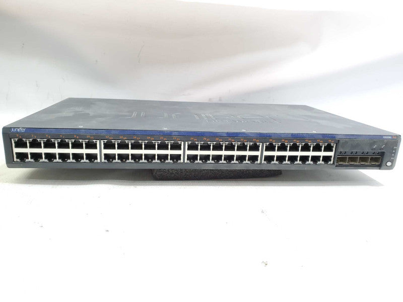 Juniper Networks EX2200-48P-4G 48 Port Ethernet Switch )