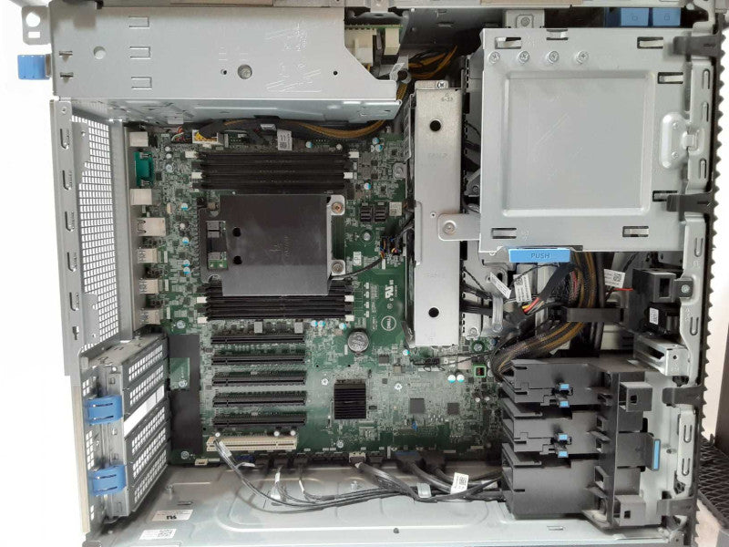 Dell Precision T5820, Xeon W-2123 3.6GHz, 0GB DDR4, No HDD, No GPU _