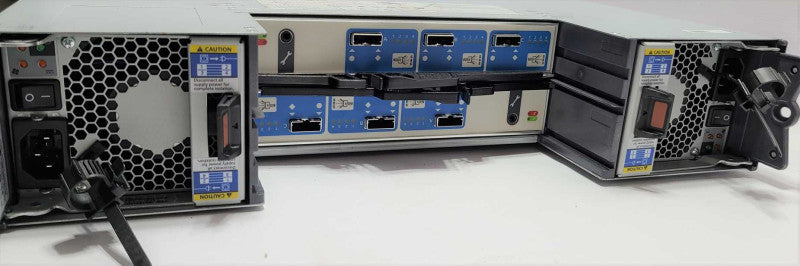 Dell EB-2425 24-Bay Expansion Hard Drive Array 24x 2.5\\" Bay 2x 0952913-07 6GB  $