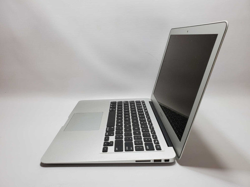 MacBook Air (13-inch, 2017) Core i5 @ 1.8 GHz 8GB 250 SSD *AS IS* (